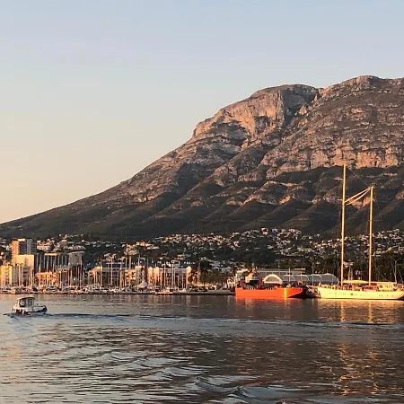 Atico De Jardines Denia